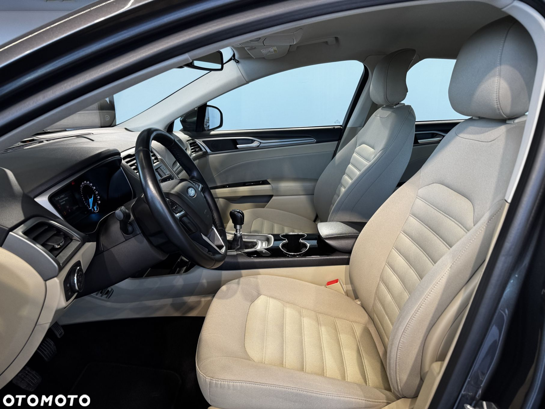 Ford Mondeo - 13