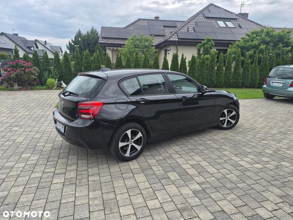 BMW Seria 1 116d - 12