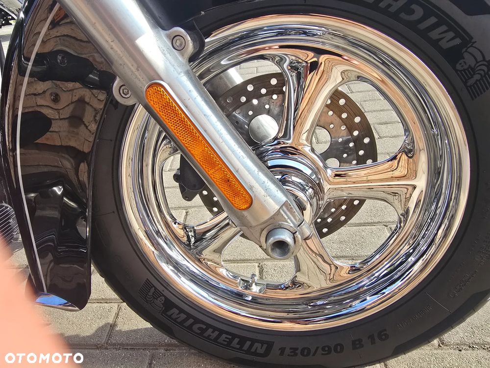 Harley-Davidson Softail Heritage Classic - 28