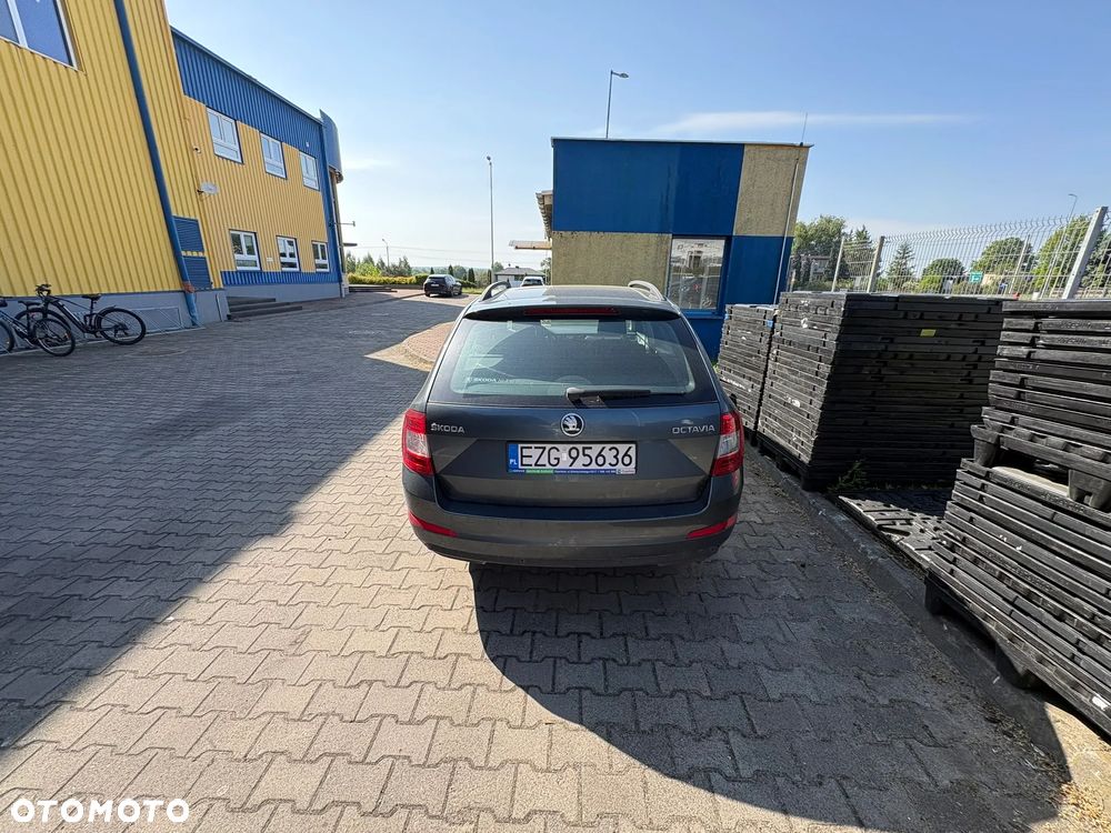 Skoda Octavia 1.4 TSI Drive - 6