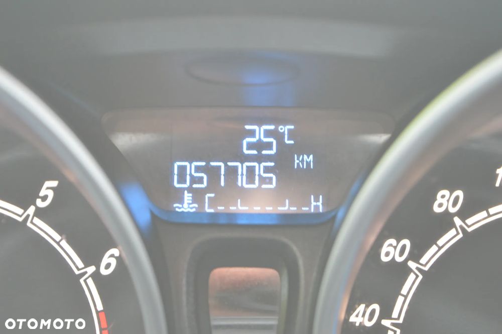 Ford Fiesta 1.0 EcoBoost Titanium - 27
