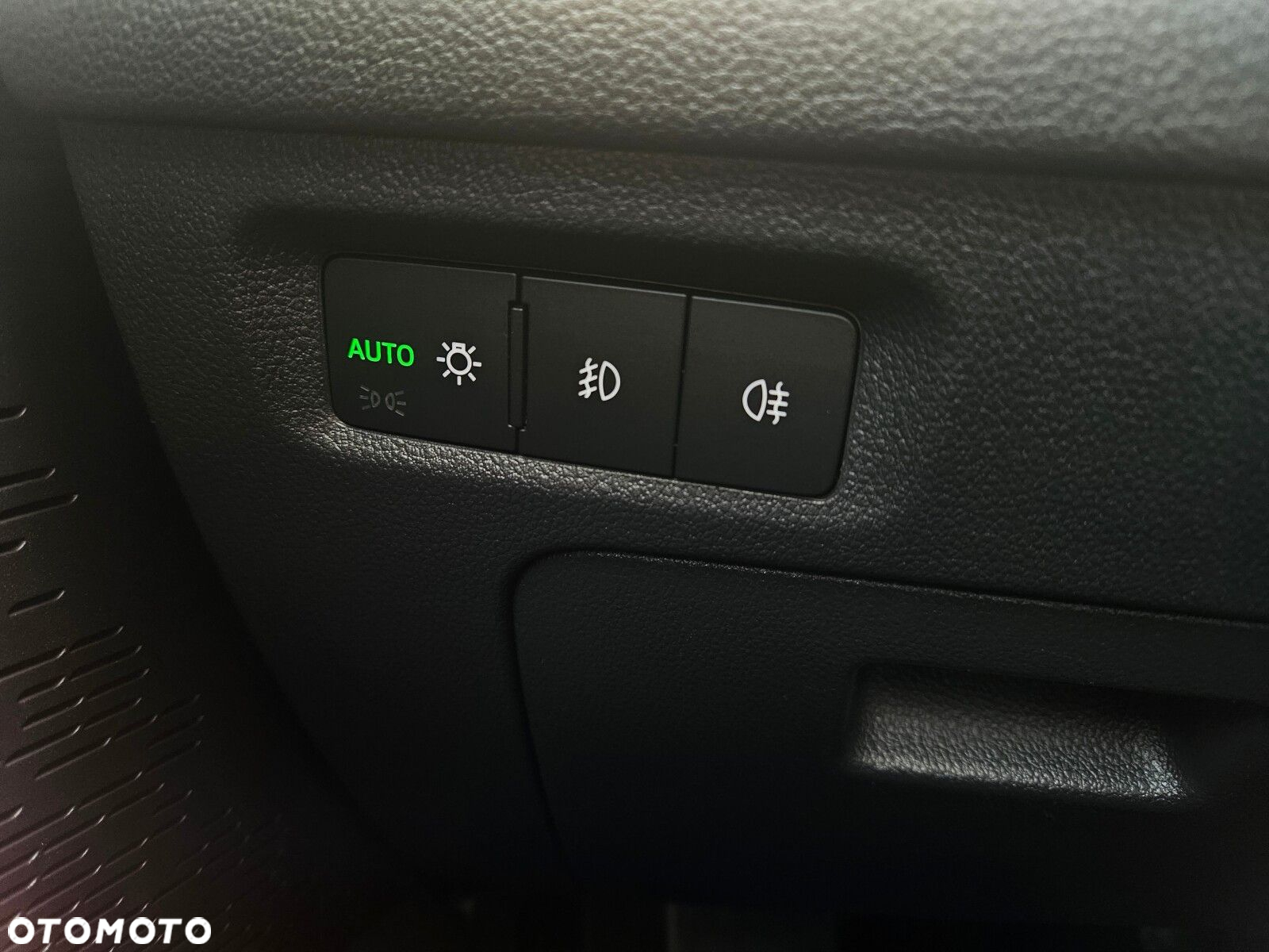 Skoda Octavia 2.0 TDI SCR Style DSG - 10