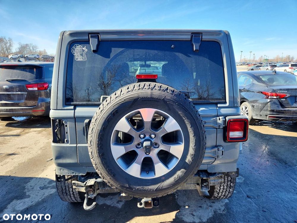 Jeep Wrangler Unlimited 3.6 Automatik Sahara - 9