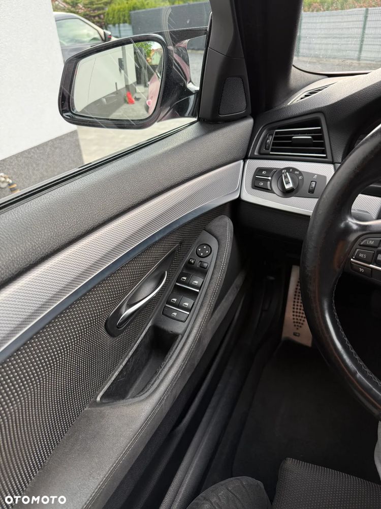 BMW Seria 5 520d - 16