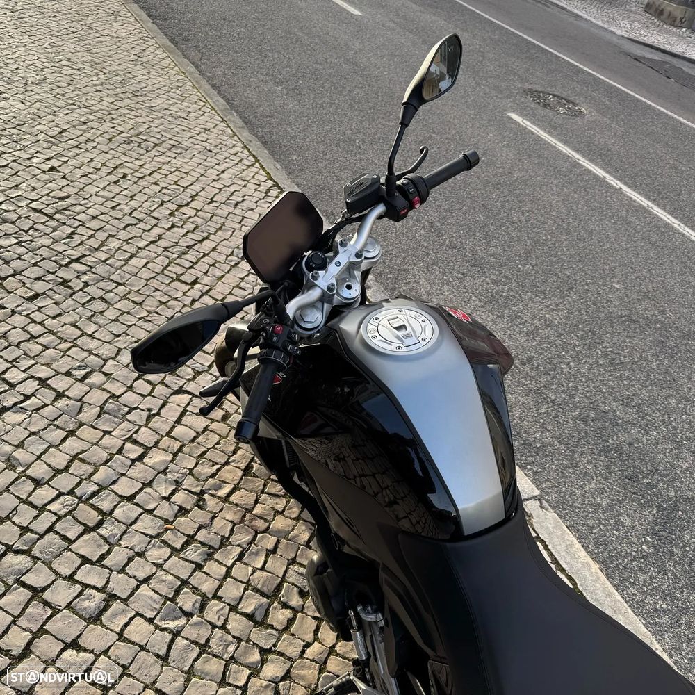 BMW F 900 R - 23