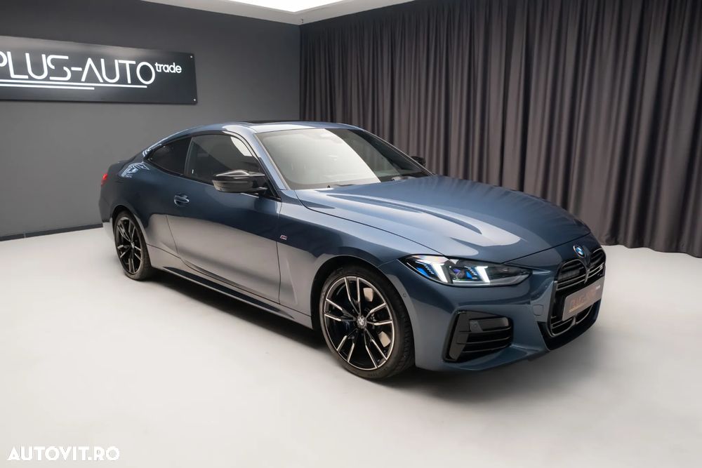 BMW M4 M440i xDrive AT MHEV - 1