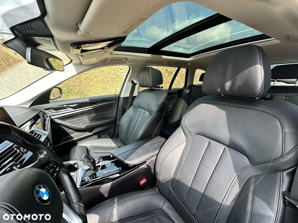 BMW Seria 5 520i GPF Luxury Line - 8