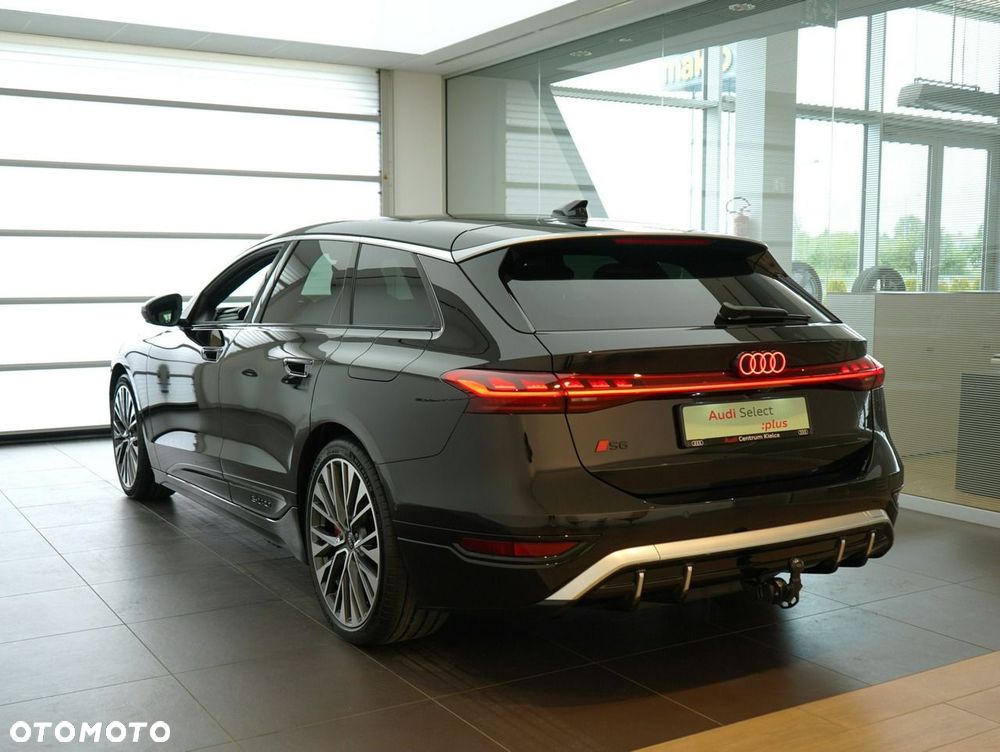 Audi A6 Avant e-tron - 3