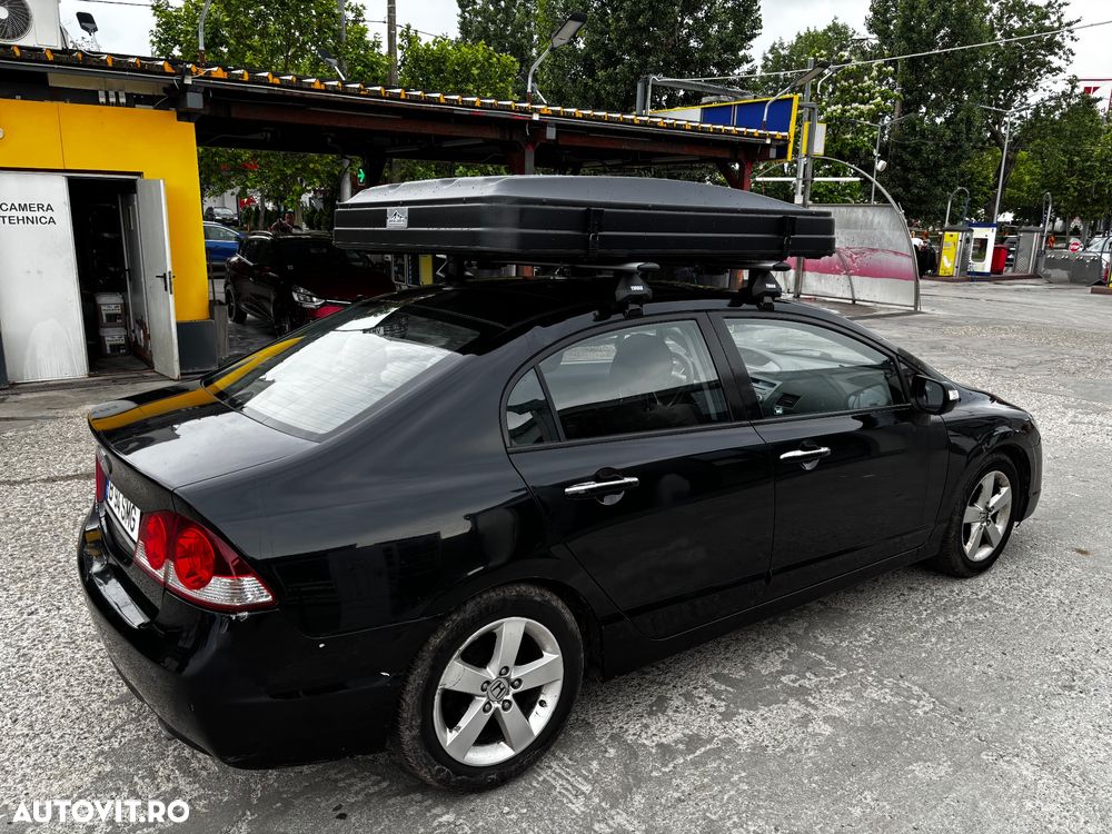 Honda Civic 1.8 S - 11
