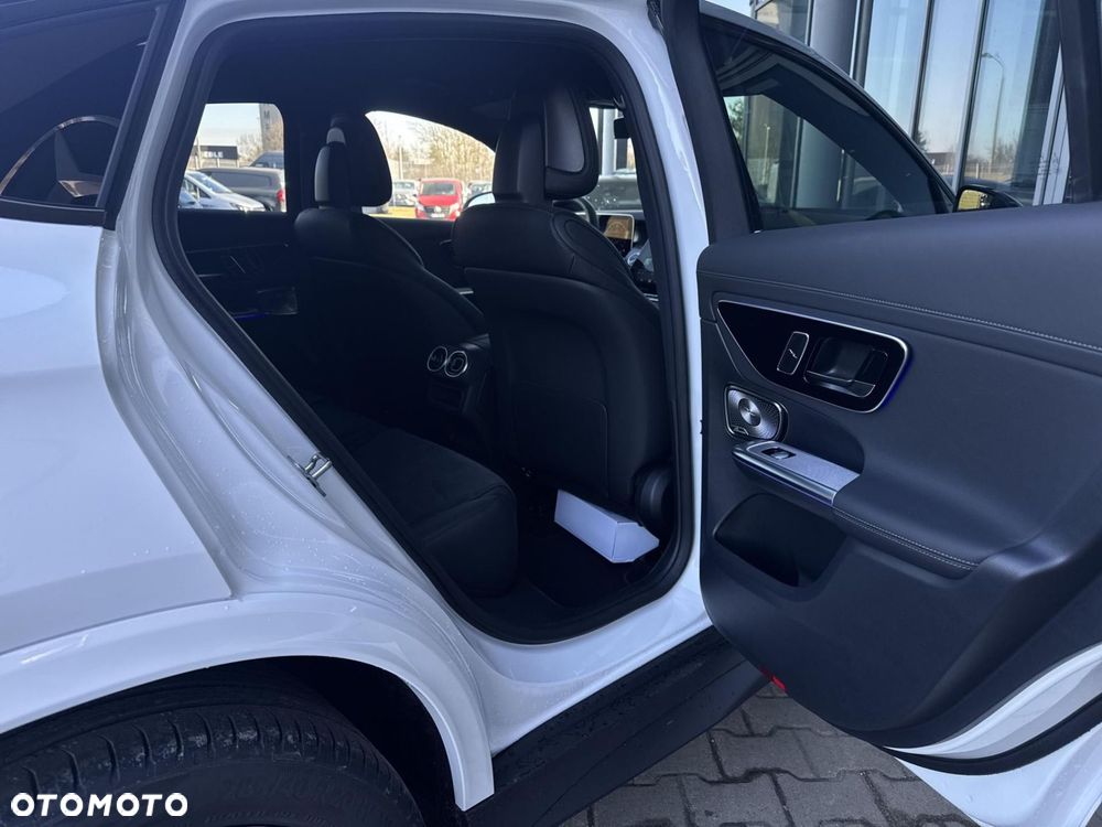 Mercedes-Benz GLC 220 d mHEV 4-Matic AMG Line - 19