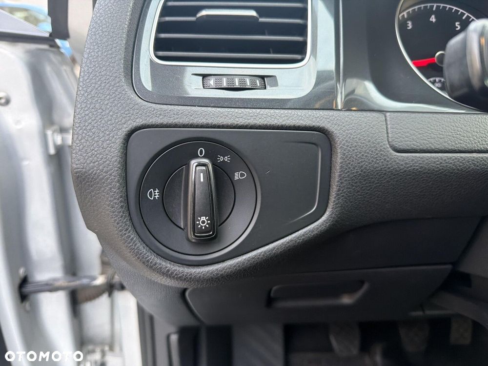 Volkswagen Golf 1.0 TSI BMT Trendline - 19