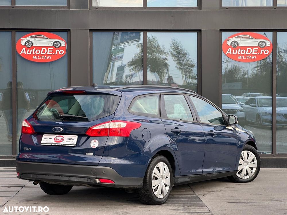 Ford Focus - 4