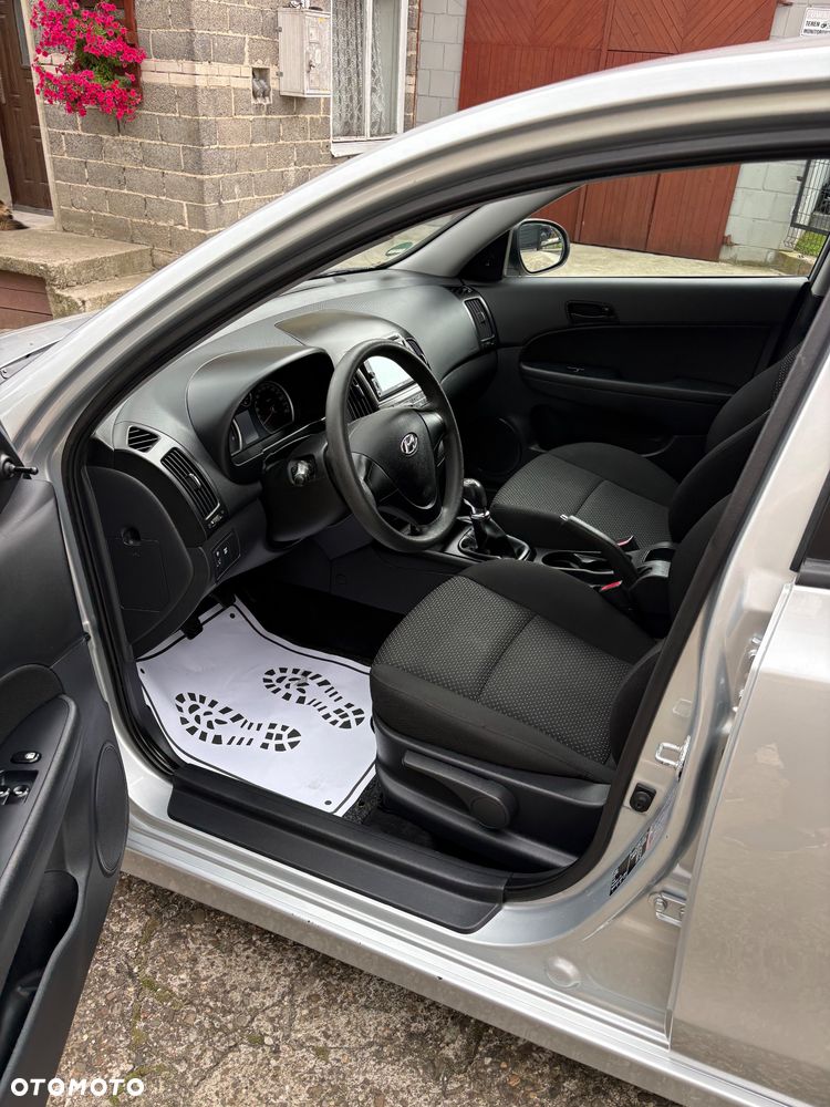 Hyundai i30 1.4 Classic + - 7