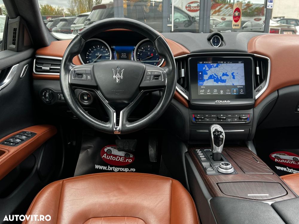 Maserati Ghibli - 10