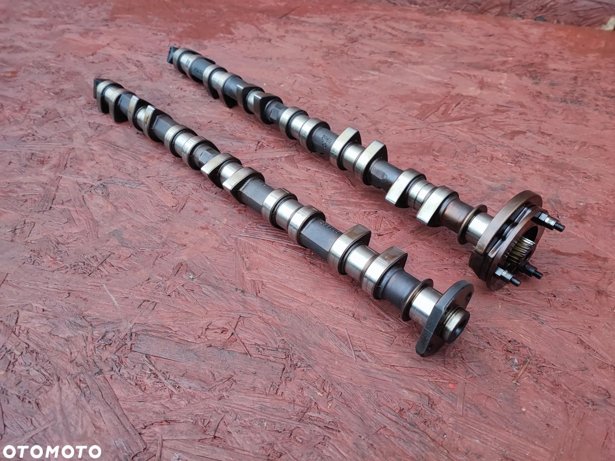 BMW E36 / E34 / E39 / E38  ORYGINALNE WAŁKI ROZRZĄDU SSĄCY / WYDECHOWY DO GAMY SILNIKÓW M50B25 / M52B25 / M52B28 O NR. 1 703 893 / 1 703 892 OEM - 1