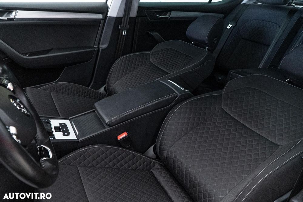 Skoda Superb 2.0 TDI DSG Style - 18