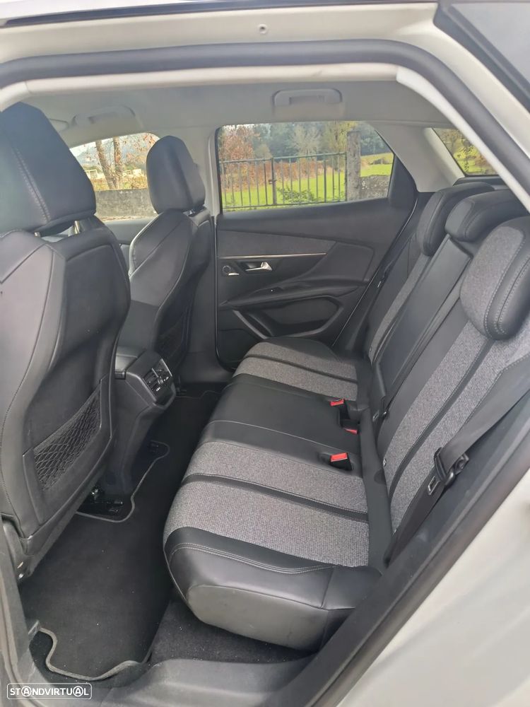 Peugeot 3008 1.6 BlueHDi Allure EAT6 J18 - 15