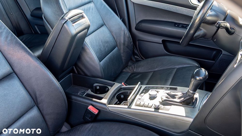 Audi A6 Avant - 18