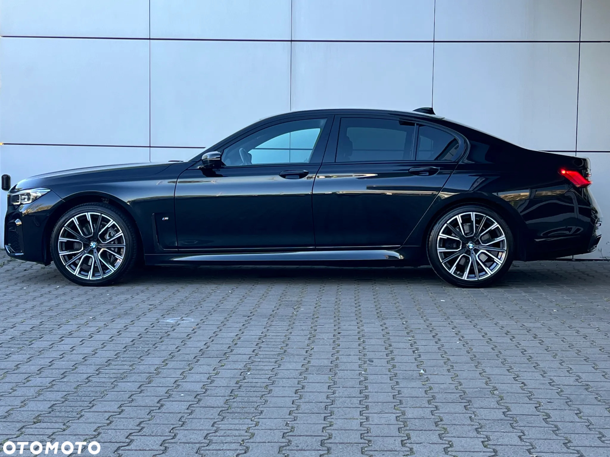 BMW Seria 7 730d xDrive sport - 6