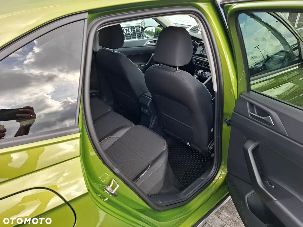 Volkswagen Taigo 1.5 TSI ACT Style DSG - 8
