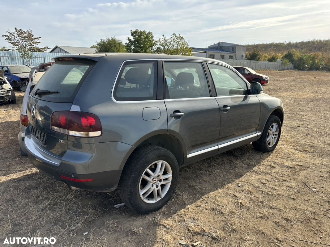 Dezmembrez Volkswagen Touareg - 4
