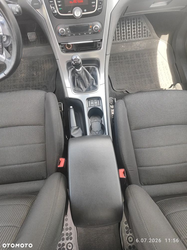 Ford Mondeo 2.0 TDCi Titanium - 10