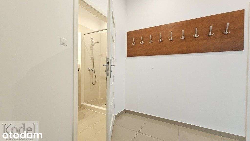 Retoryka, jasne 2-pok. mieszkanie, bez czynszu adm