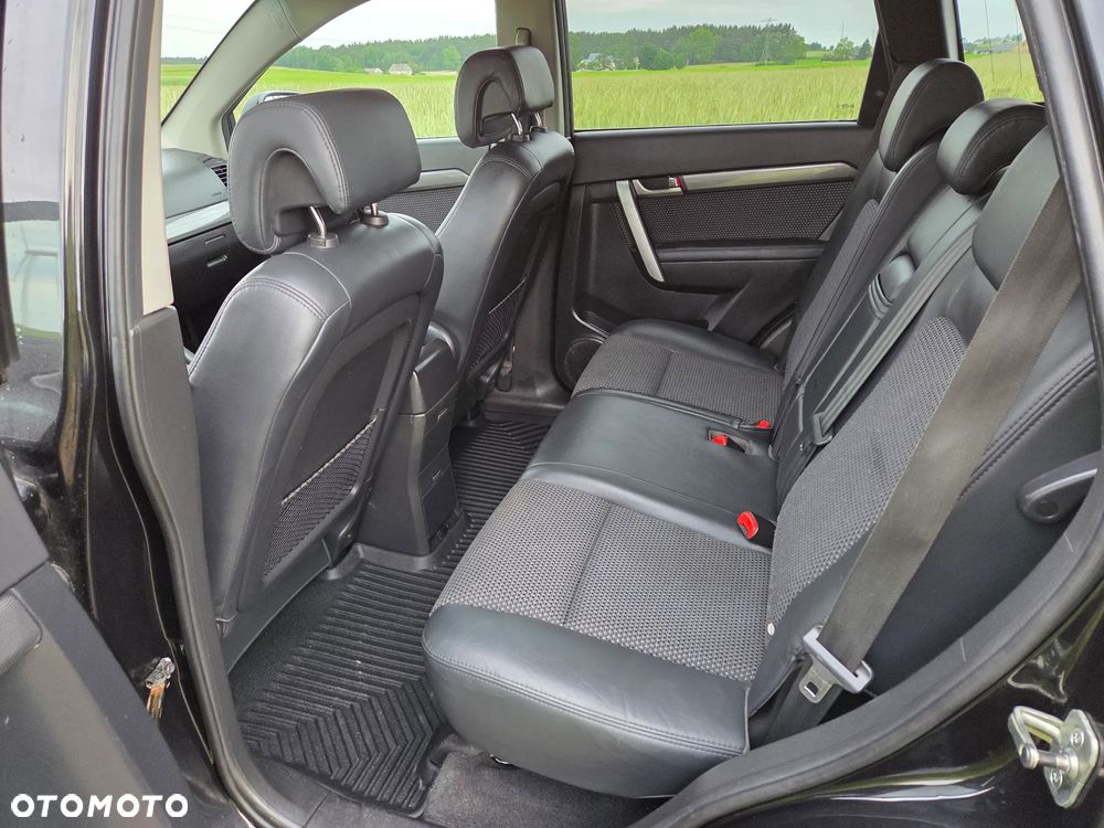 Chevrolet Captiva 2.4 LS - 14