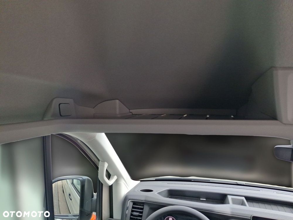 Volkswagen Crafter 2.0 TDI 177 KM Manual - 30