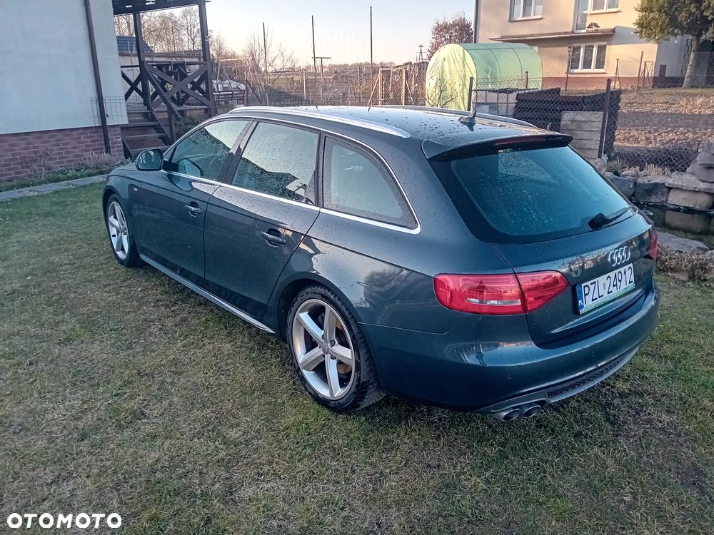Audi A4 Avant - 5