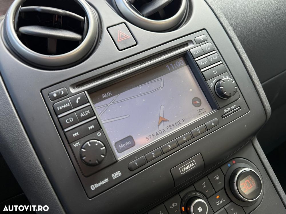 Nissan Qashqai 1.6 dCi DPF 4x4 tekna - 17