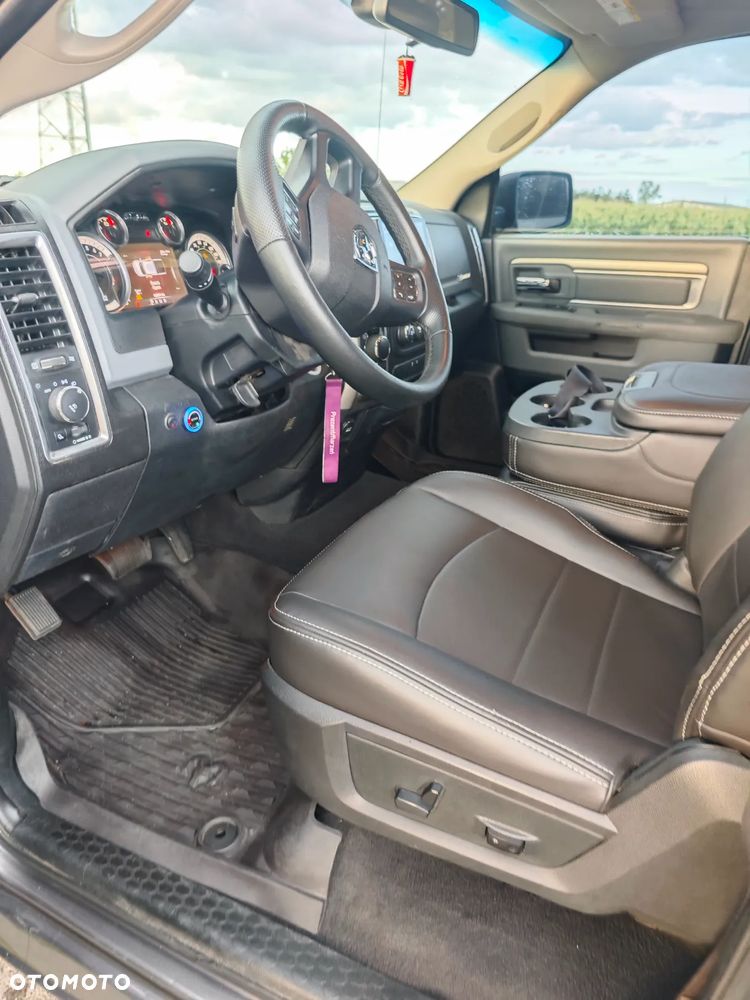 Dodge RAM 1500 5.7 4x4 - 39