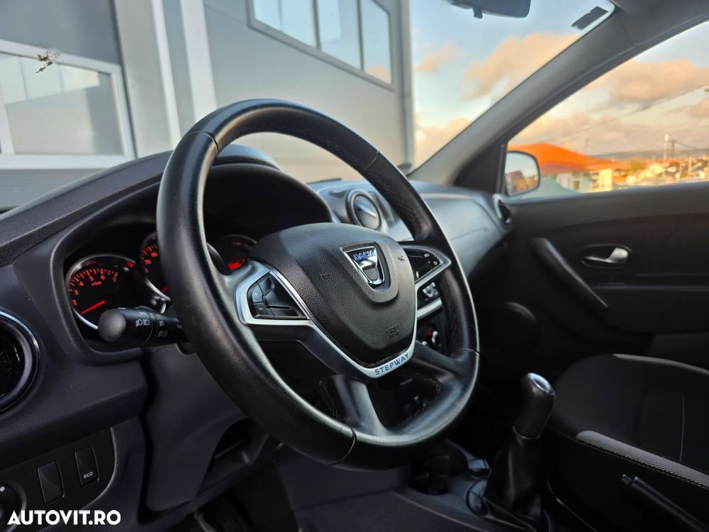 Dacia Sandero Stepway 0.9 TCe Prestige - 16
