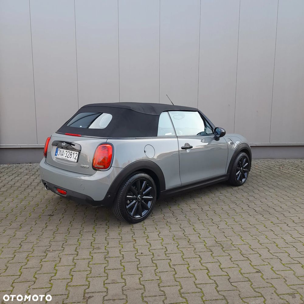 MINI Cooper Sidewalk Edition - 4