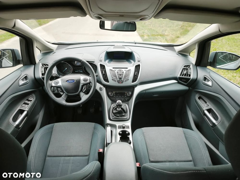 Ford Grand C-MAX 1.6 TDCi Titanium - 19