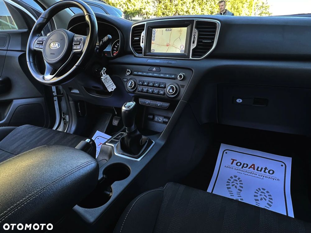 Kia Sportage 2,0 CRDI 2WD ISG Spirit - 17