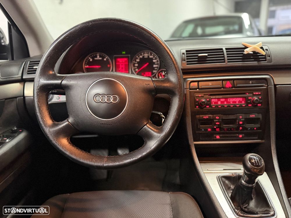 Audi A4 1.9 TDI m5 Sport - 16