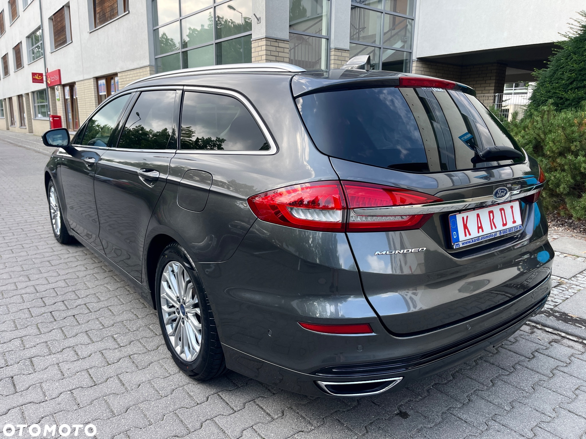 Ford Mondeo - 8