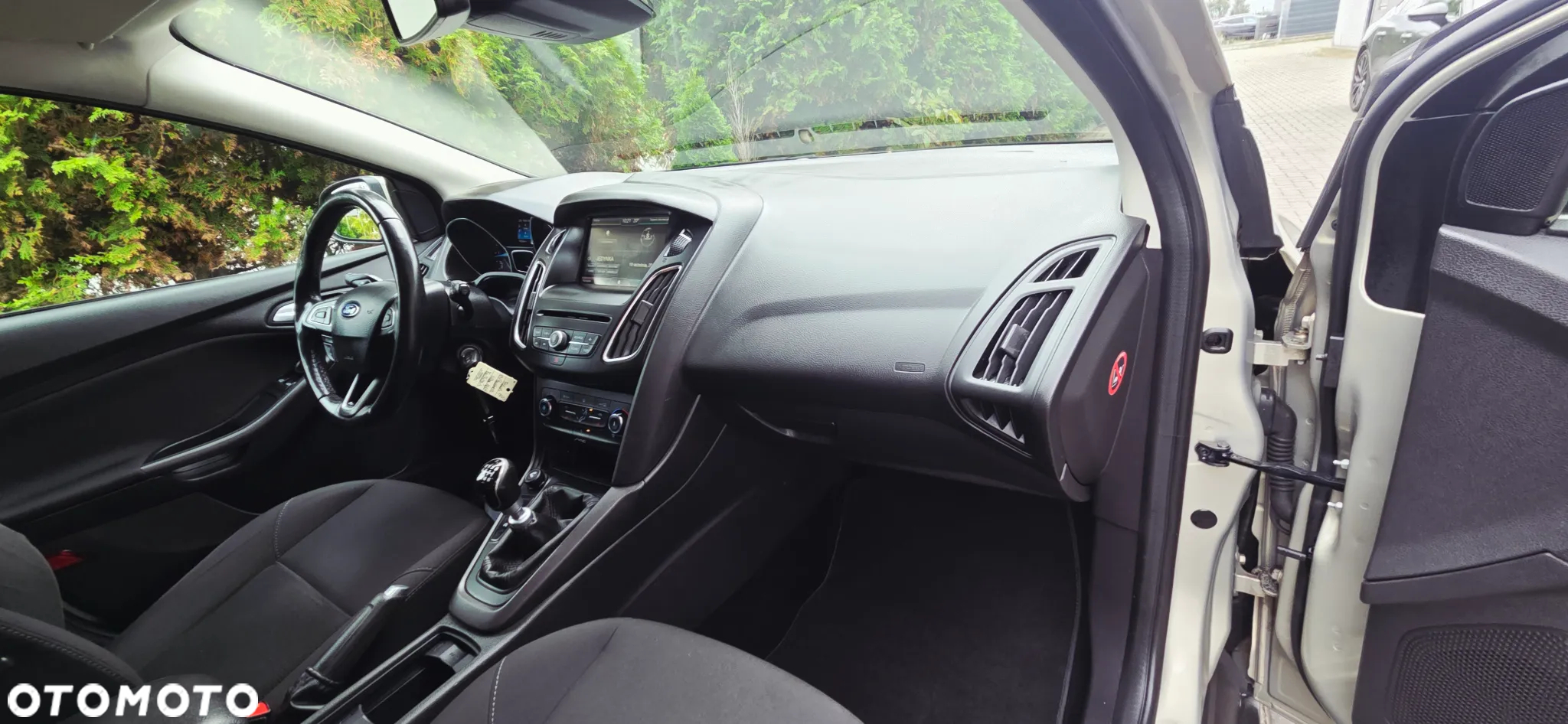 Ford Focus 1.5 EcoBlue Start-Stopp-System TITANIUM DESIGN - 35