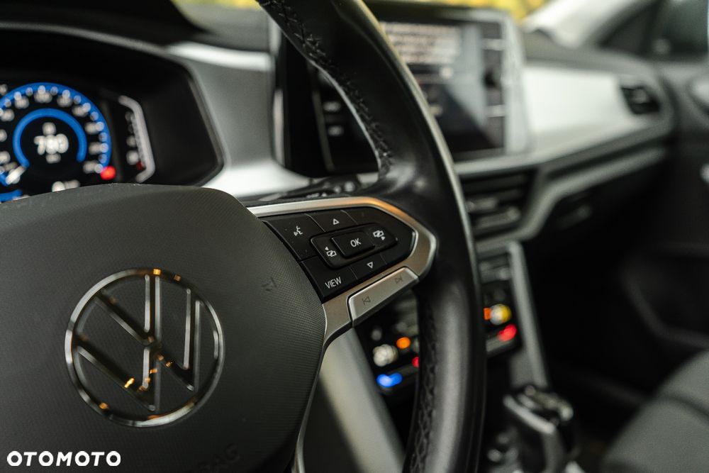 Volkswagen T-Roc - 28