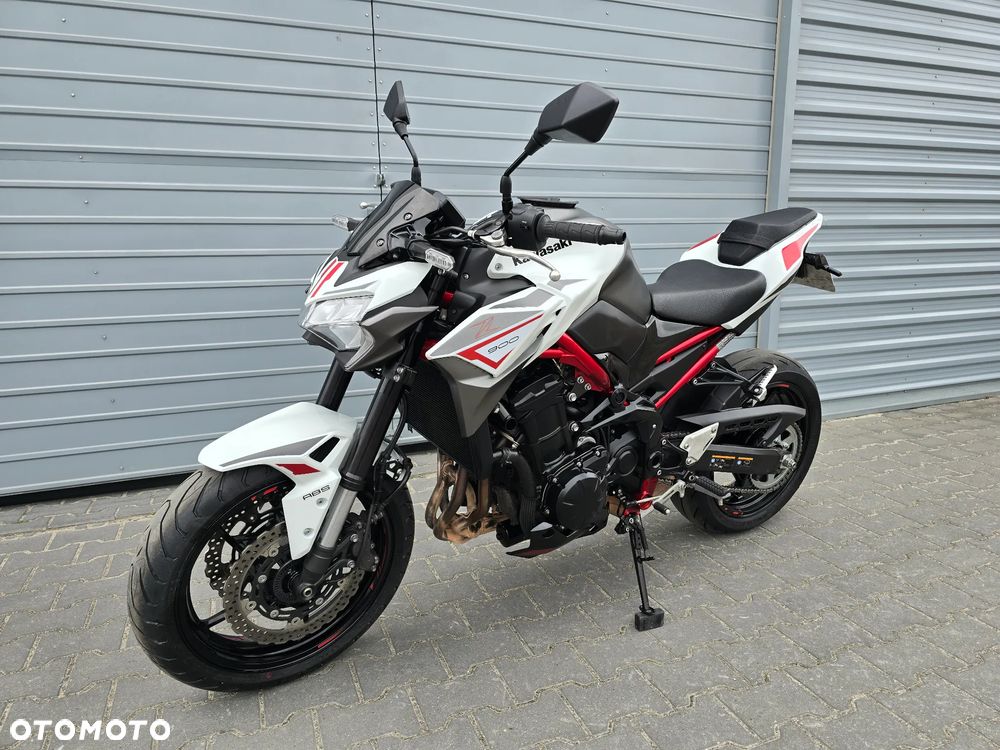 Kawasaki Z 900 - 11