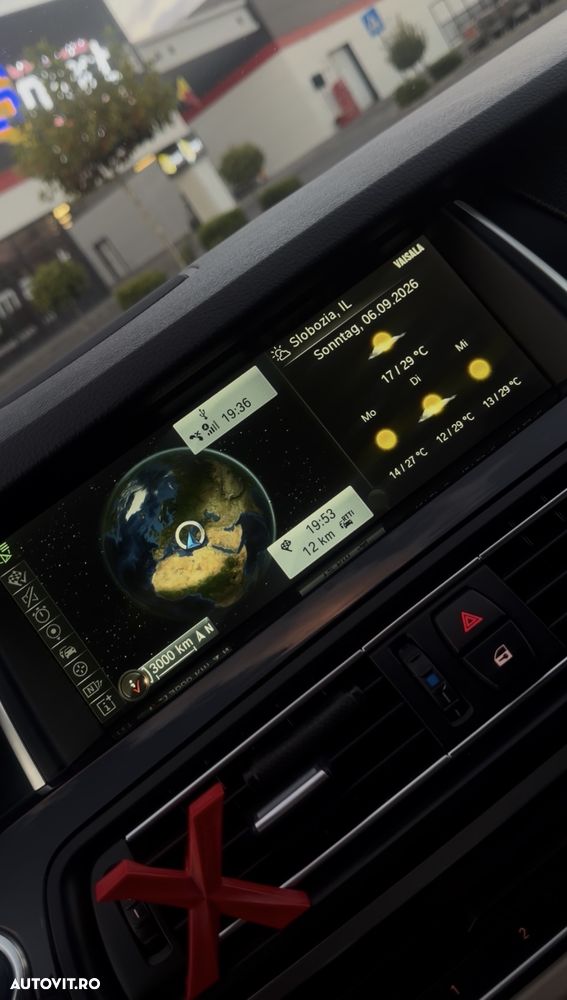 BMW Seria 5 530d xDrive AT - 30