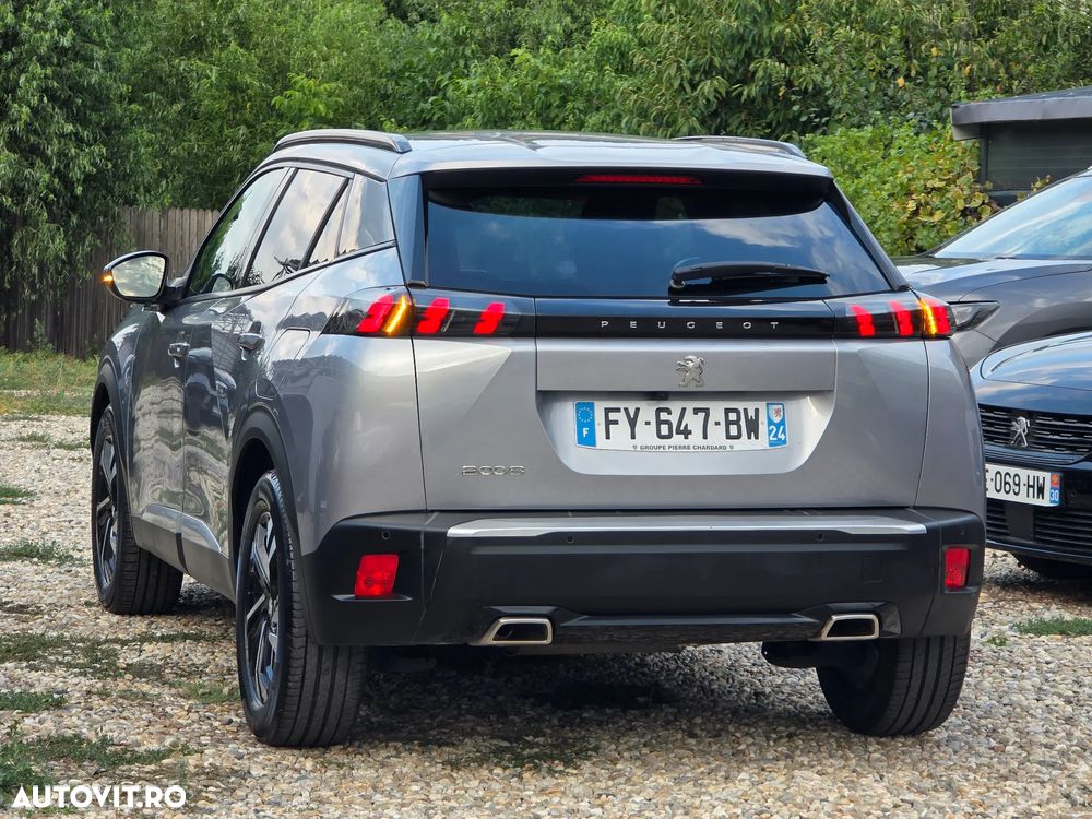 Peugeot 2008 PureTech 130 EAT8 GT Pack - 13