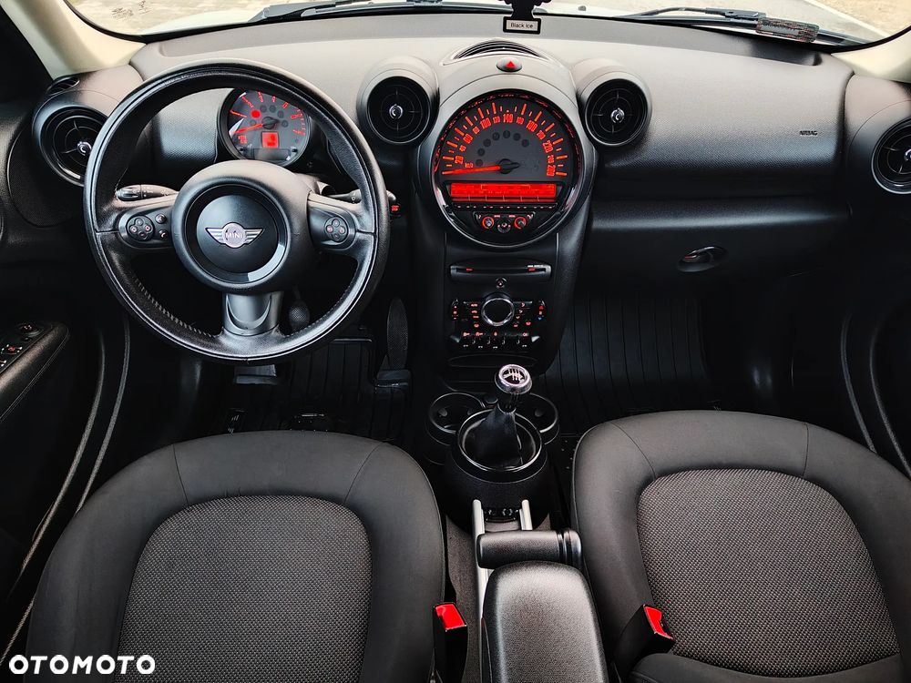 MINI Countryman Cooper D - 18