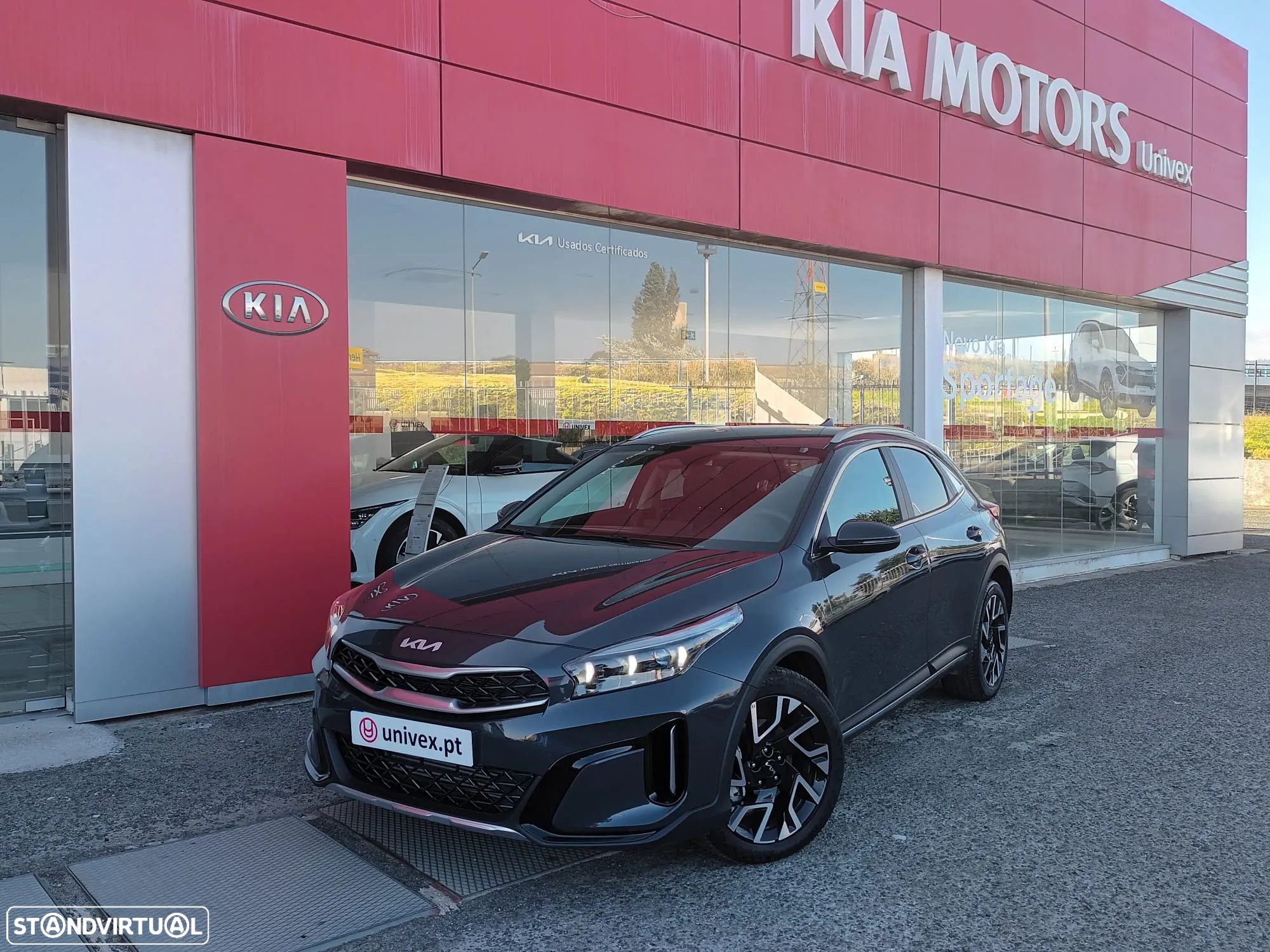 Kia XCeed 1.5 T-GDI Tech 7DCT - 1