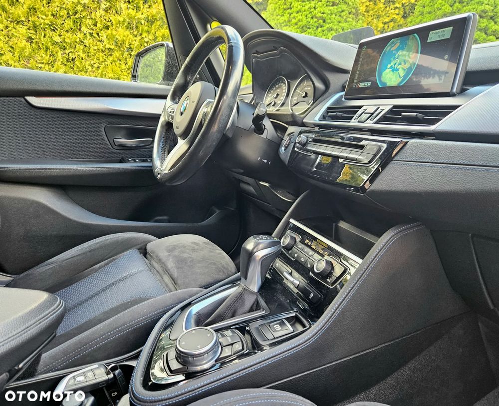 BMW Seria 2 220d xDrive Sport-Aut M Sport - 9
