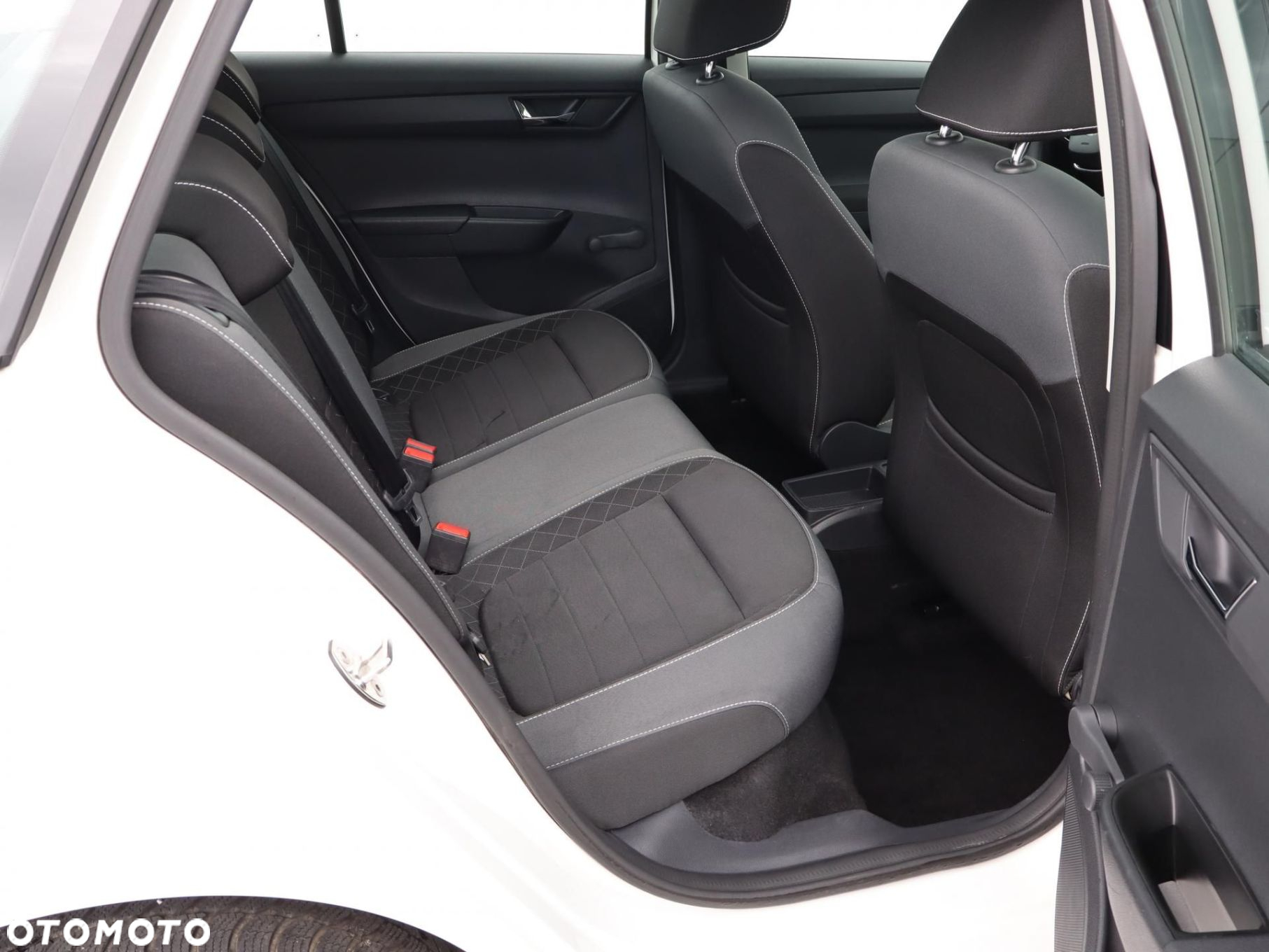 Skoda Fabia - 6