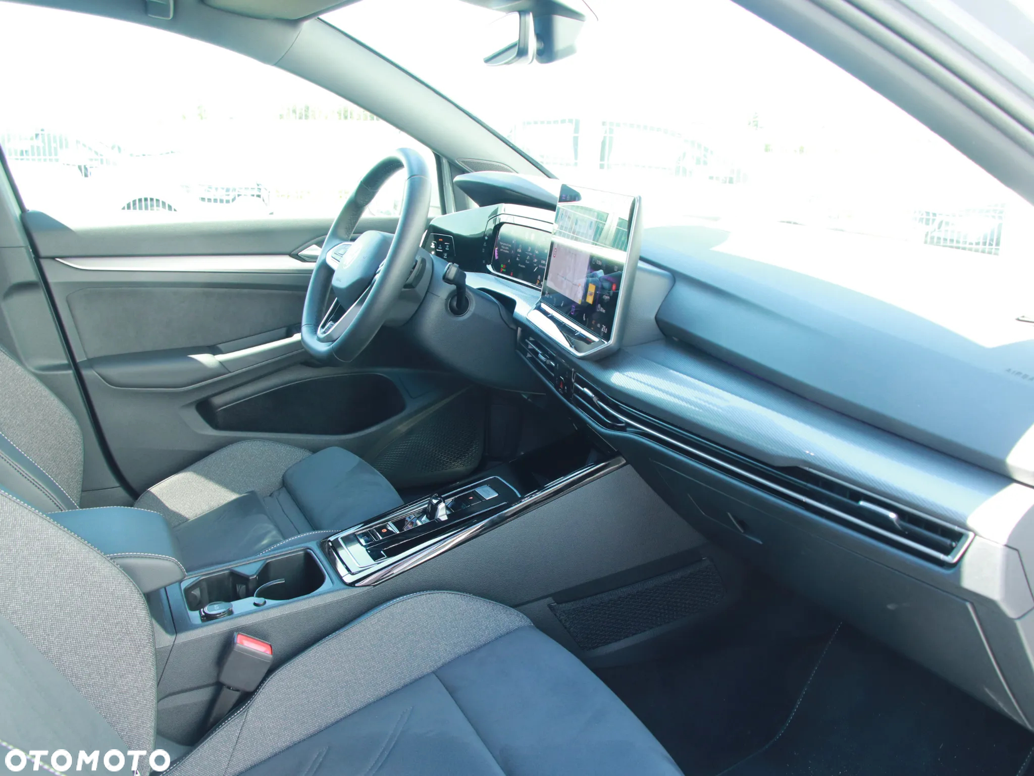 Volkswagen Golf - 13