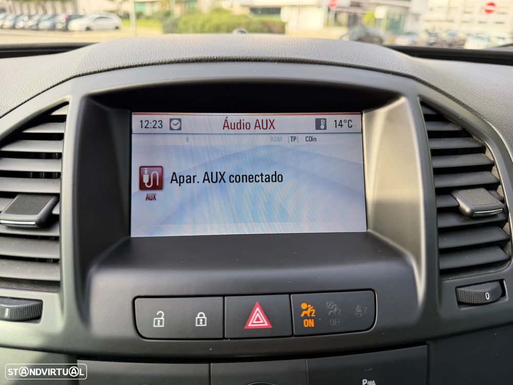 Opel Insignia Sports Tourer 2.0 CDTi Cosmo ecoFLEX - 32