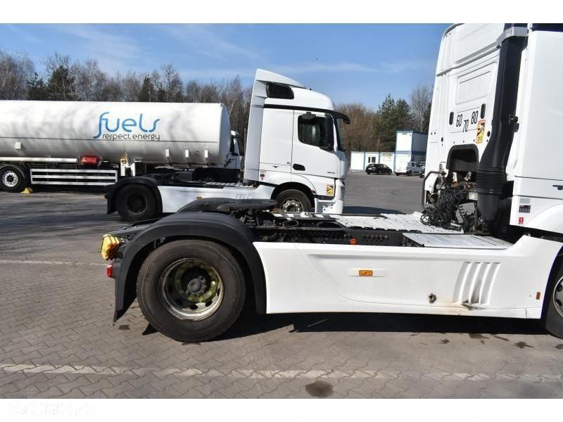 Mercedes-Benz Actros - 12